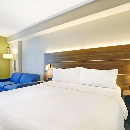 Holiday Inn Express Whitby Oshawa By Ihg Exteriör bild
