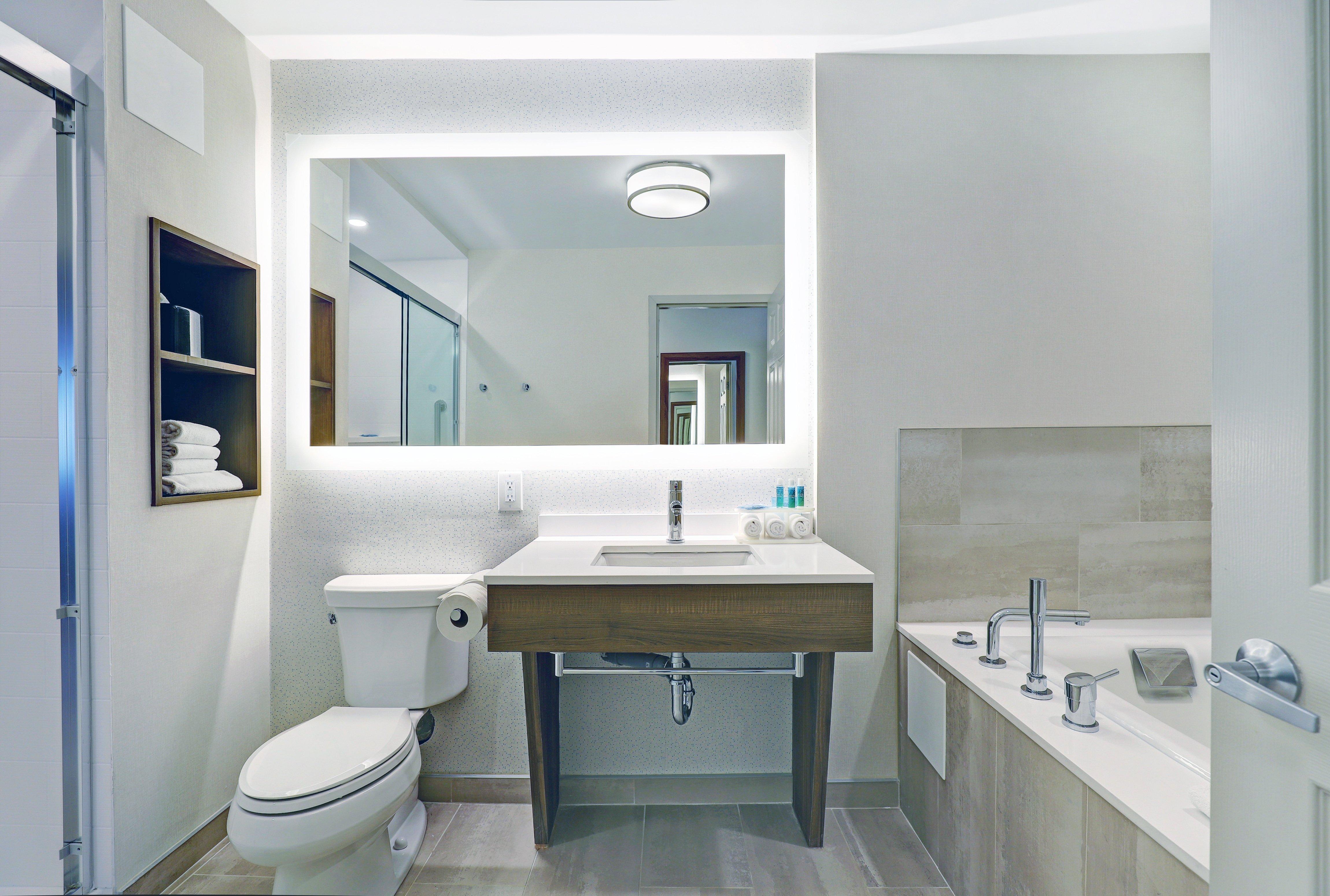Holiday Inn Express Whitby Oshawa By Ihg Exteriör bild