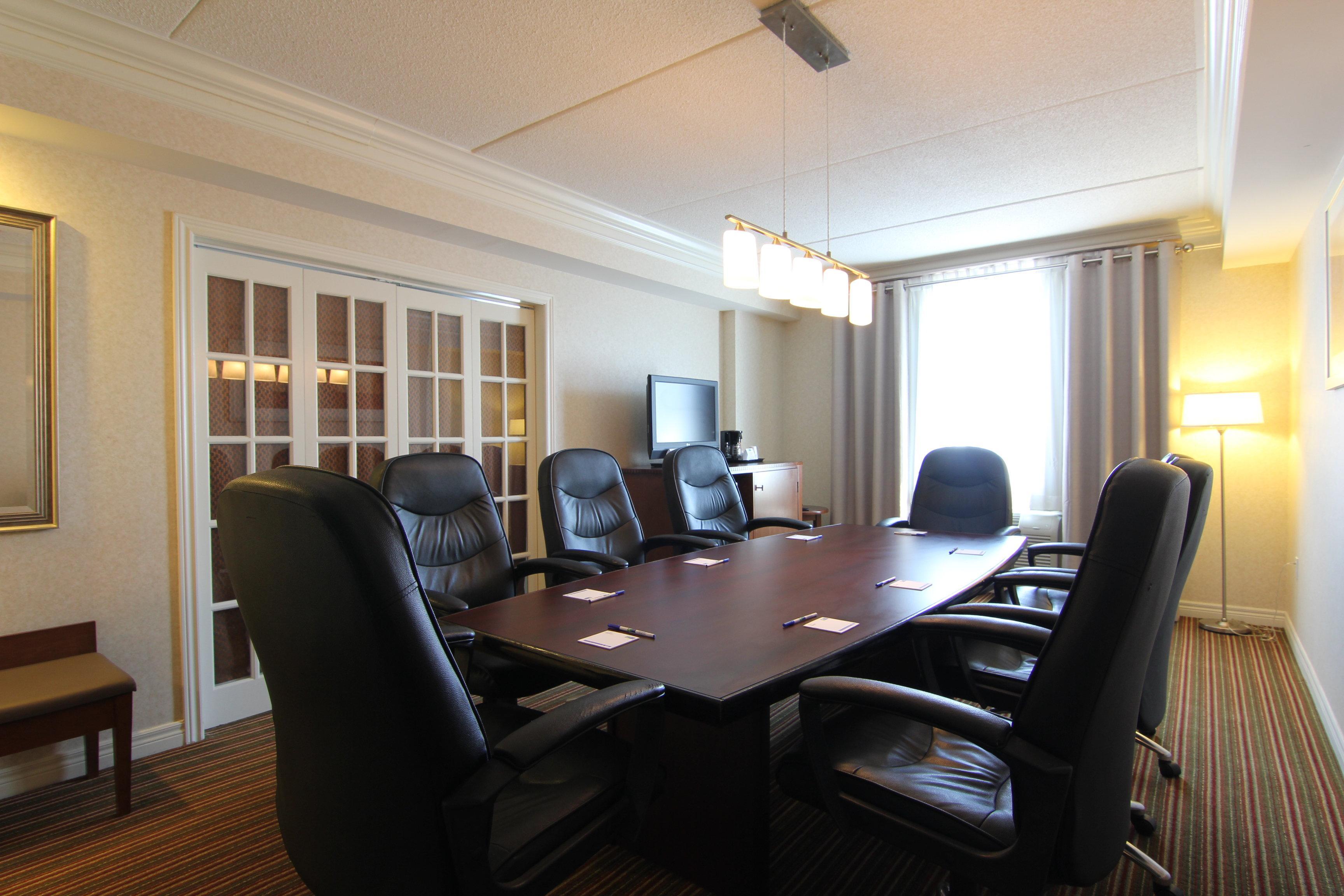 Holiday Inn Express Whitby Oshawa By Ihg Exteriör bild