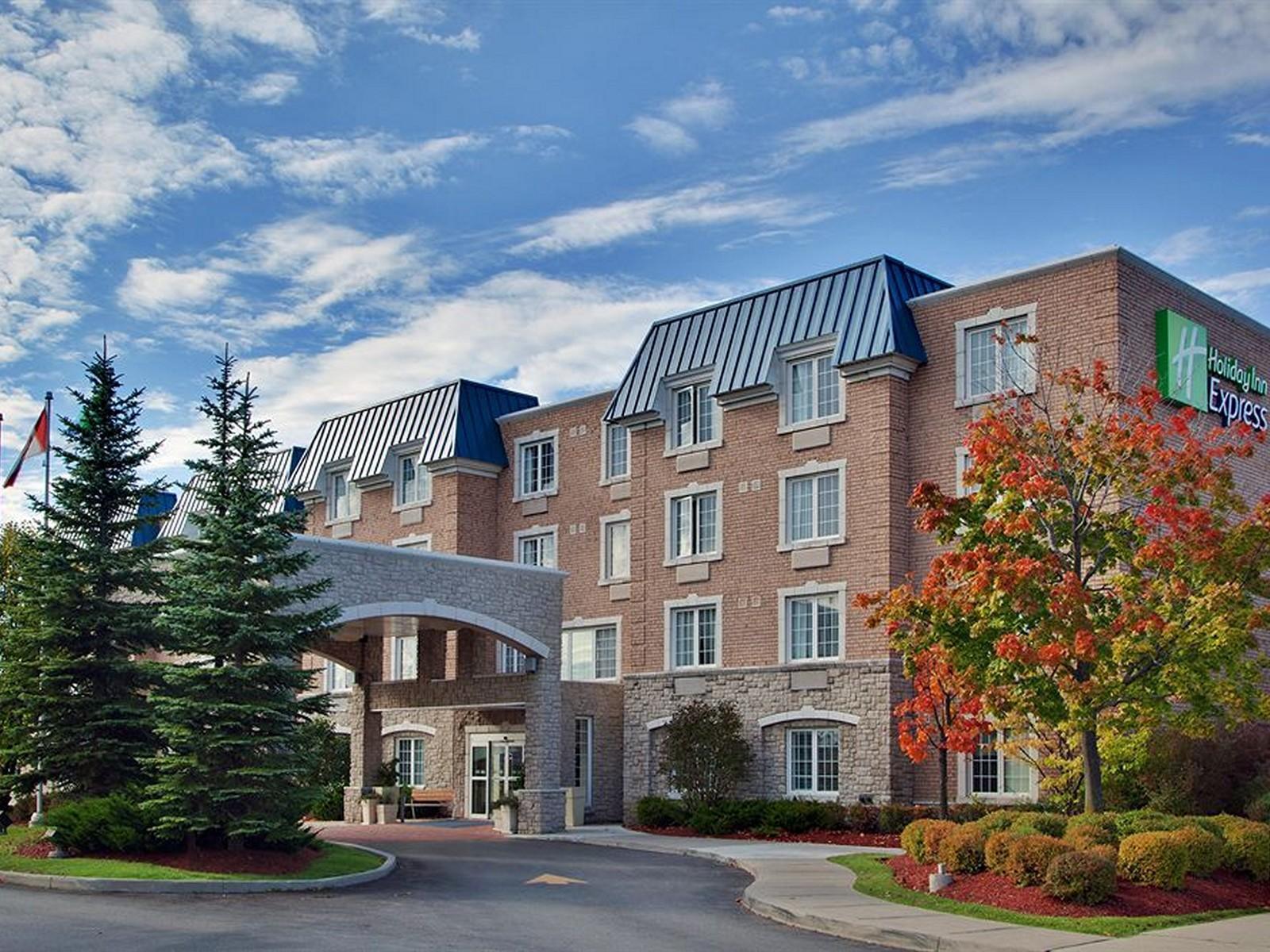 Holiday Inn Express Whitby Oshawa By Ihg Exteriör bild