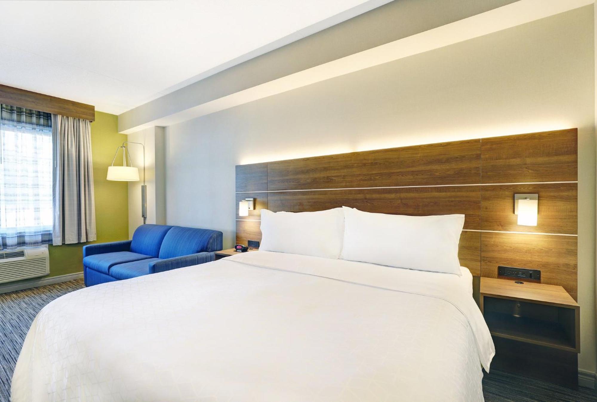 Holiday Inn Express Whitby Oshawa By Ihg Exteriör bild