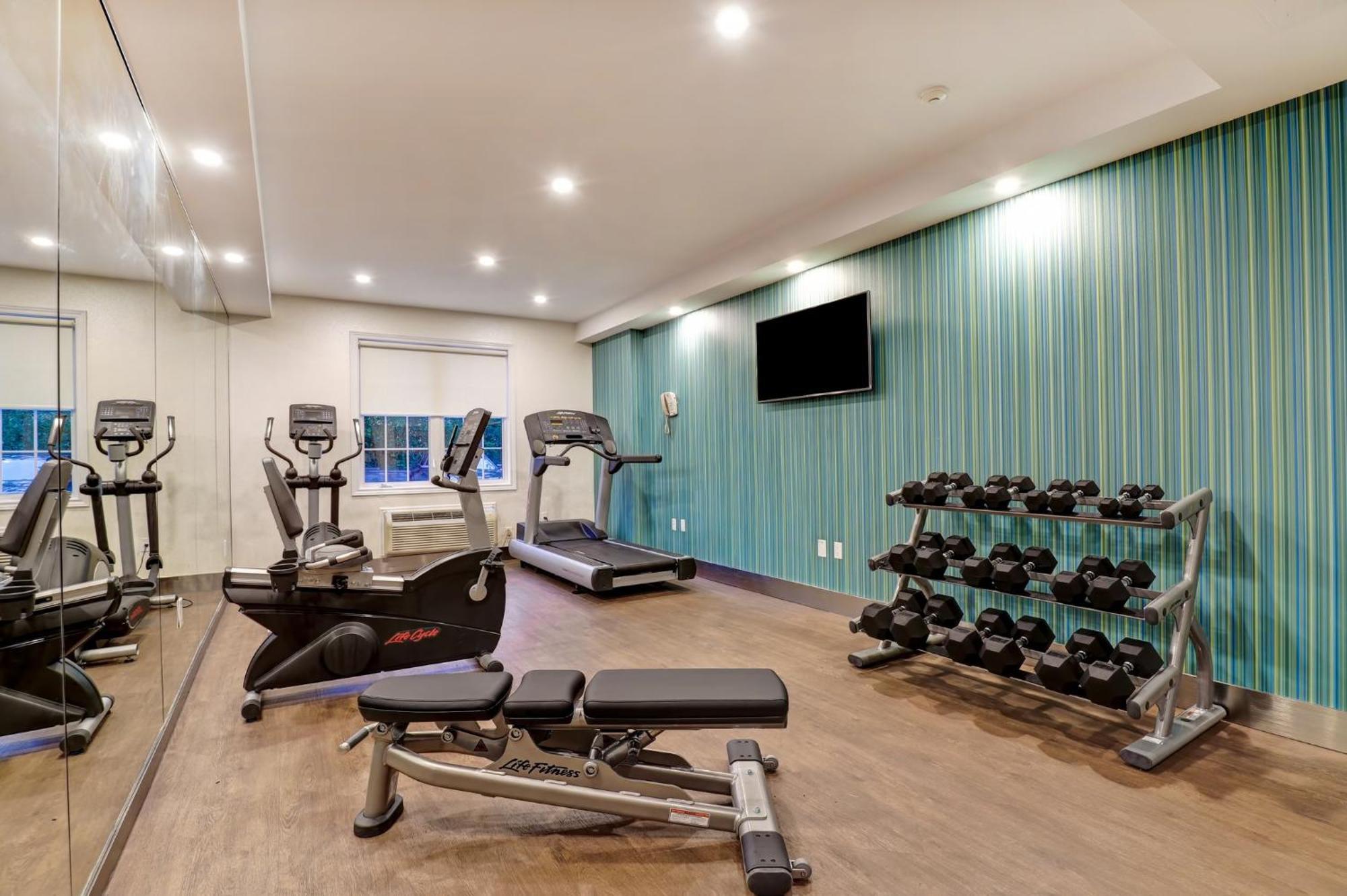 Holiday Inn Express Whitby Oshawa By Ihg Exteriör bild