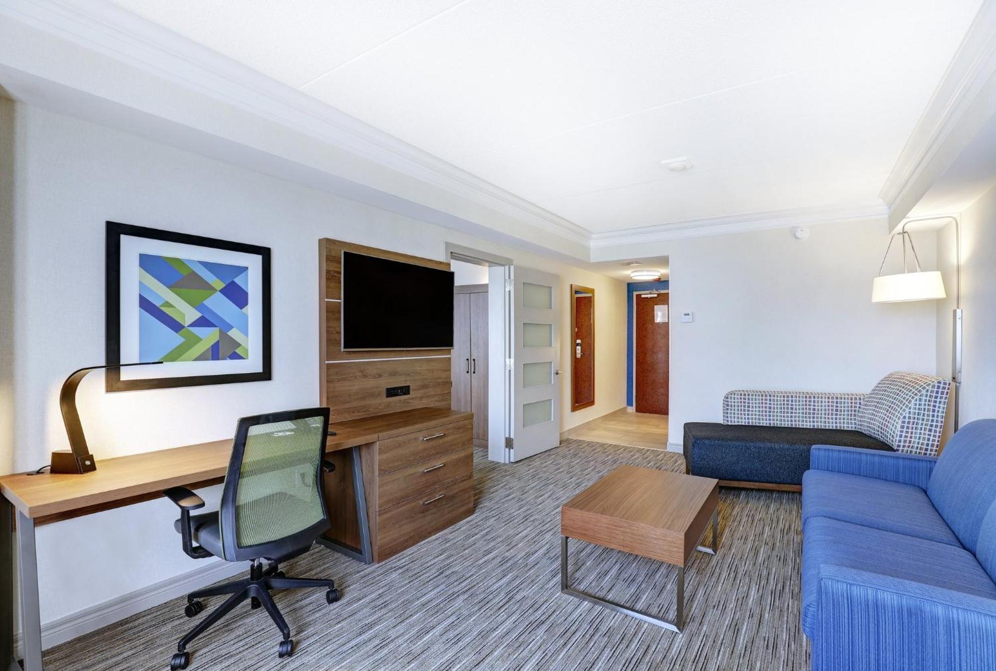 Holiday Inn Express Whitby Oshawa By Ihg Exteriör bild